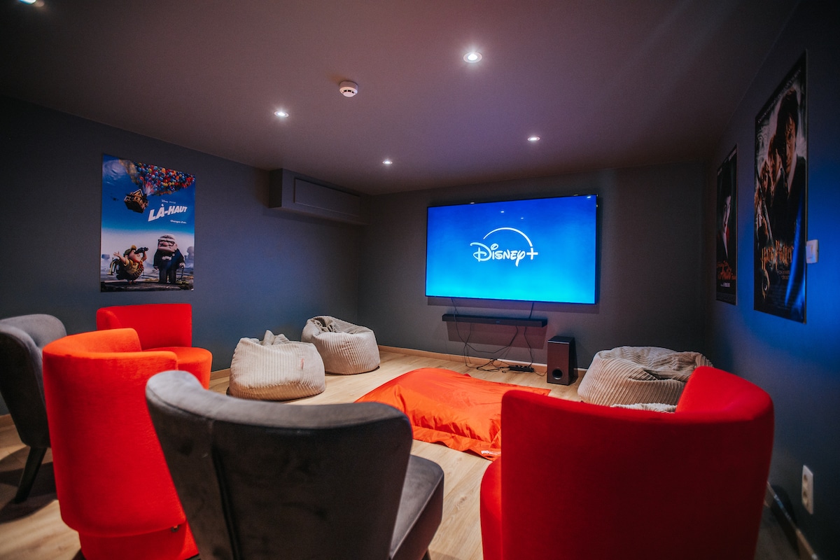 le-loneux-gite-avec-home-cinema