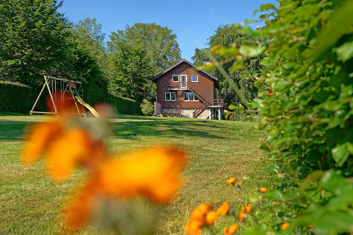 gite-milan-royal-xhoffraix-jardin-1