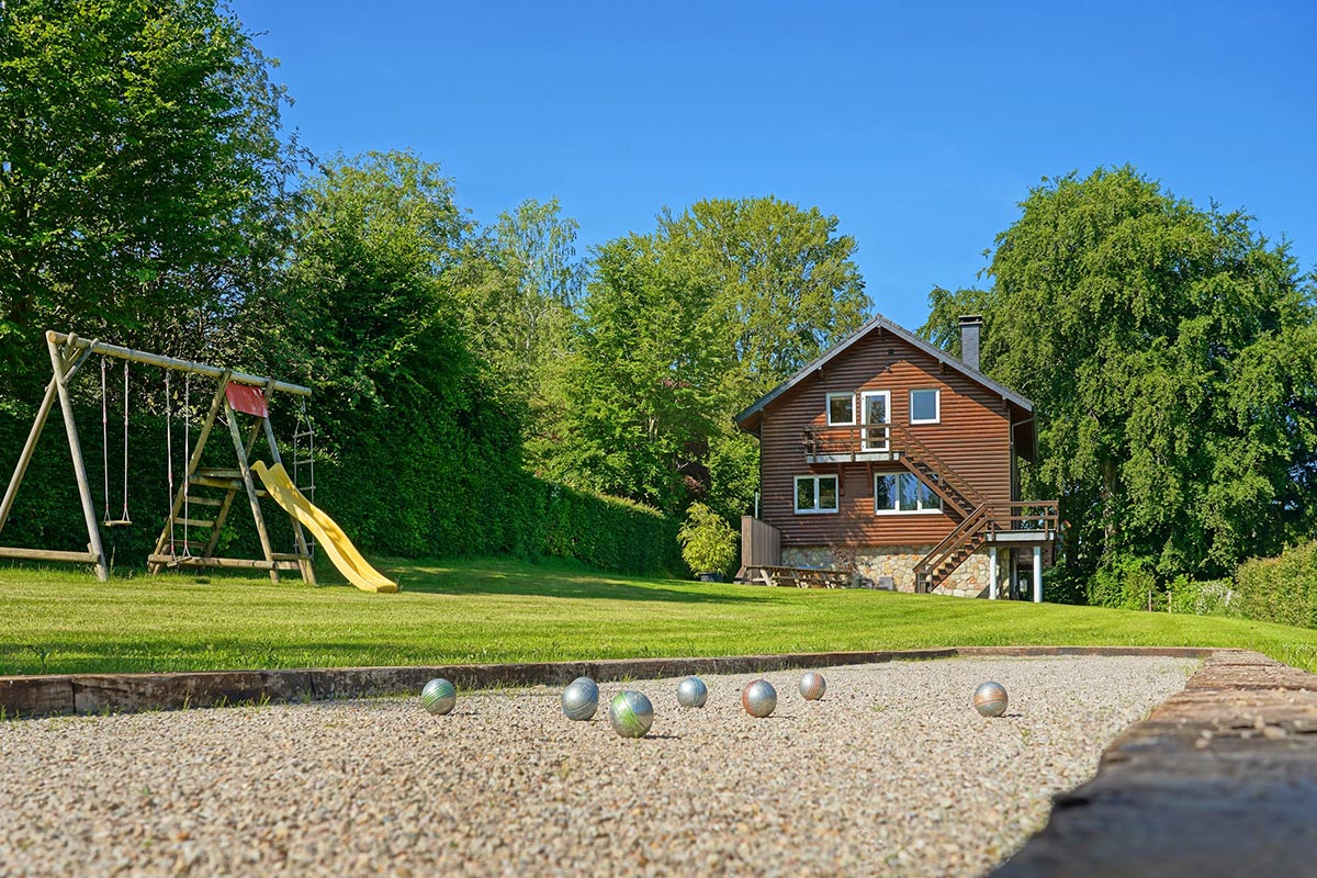 gite-milan-royal-xhoffraix-petanque