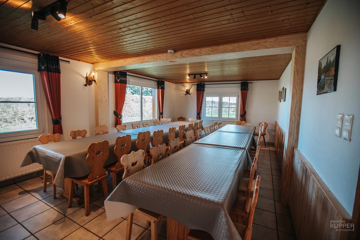 gite-xhoffraix-tetras-lyre-salle-a-manger