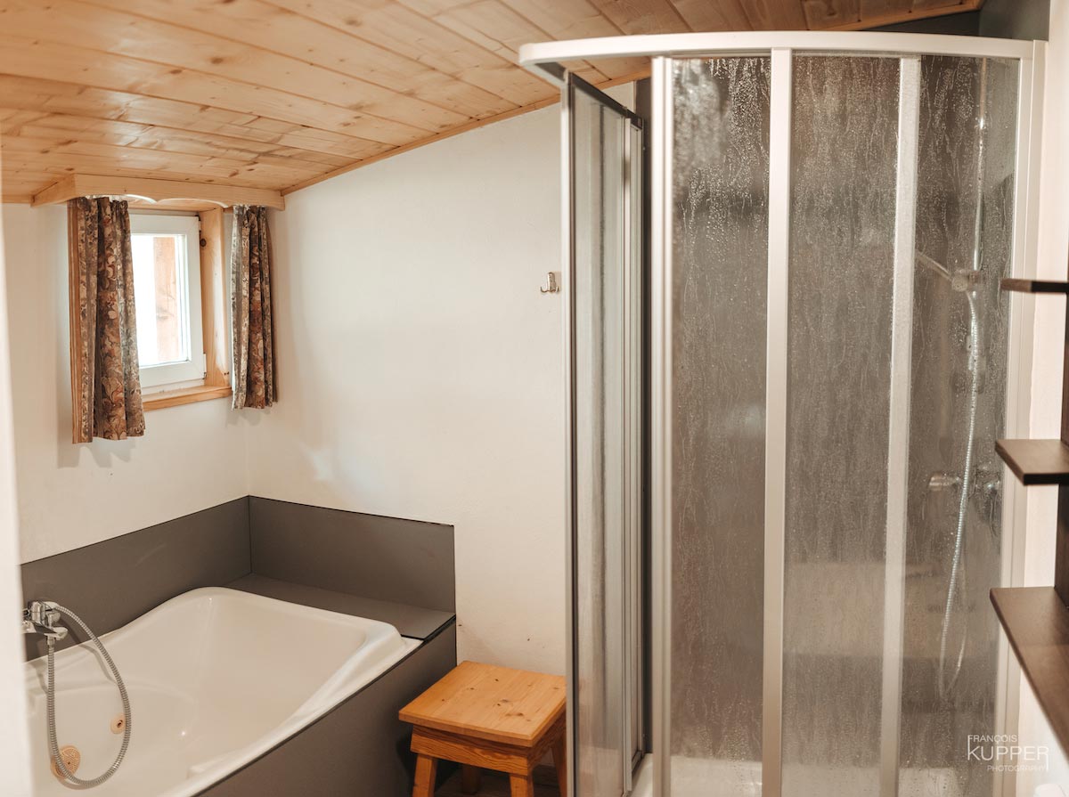 gite-xhoffraix-tetras-lyre-salle-de-bain